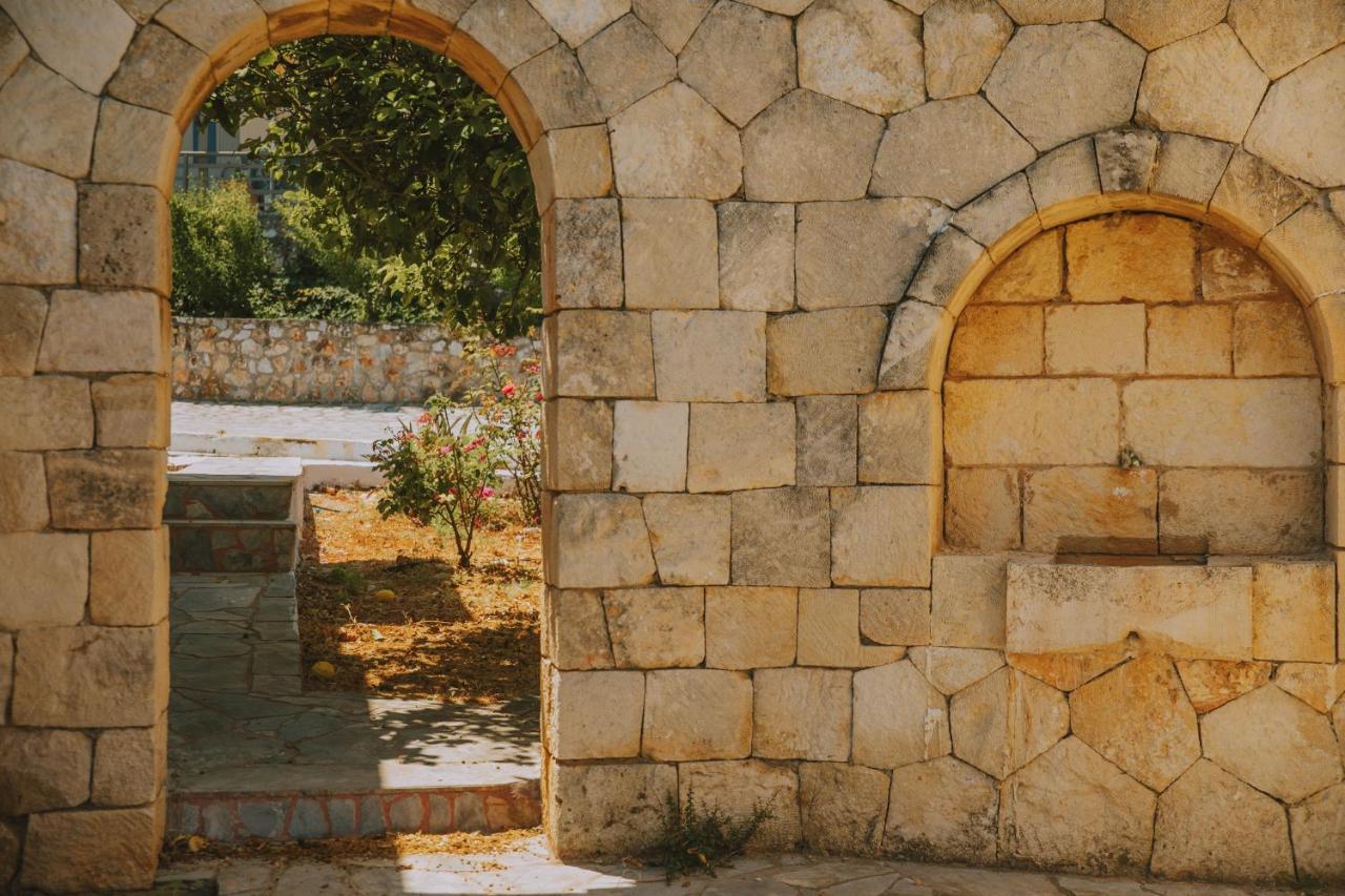 Creta Vitalis Kalathász Kültér fotó